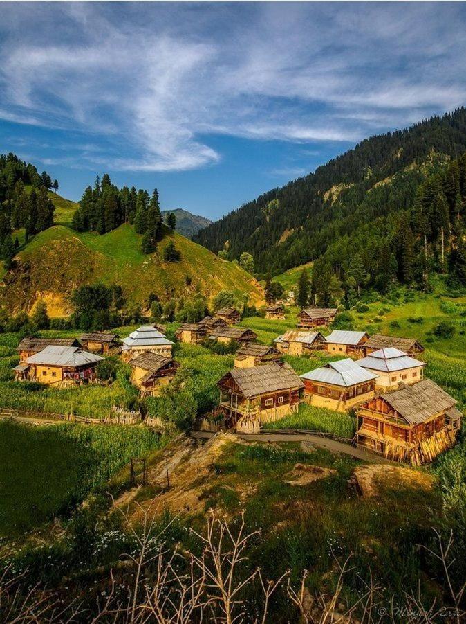 Riverbank Hotel Taobut Neelum Valley Azad Kashmir Taobat Esterno foto